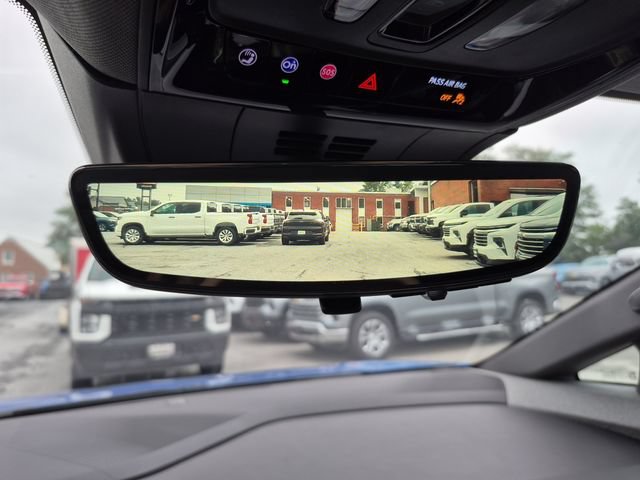 Certified 2025 Cadillac Optiq Luxury 1 AWD/4WD image 26