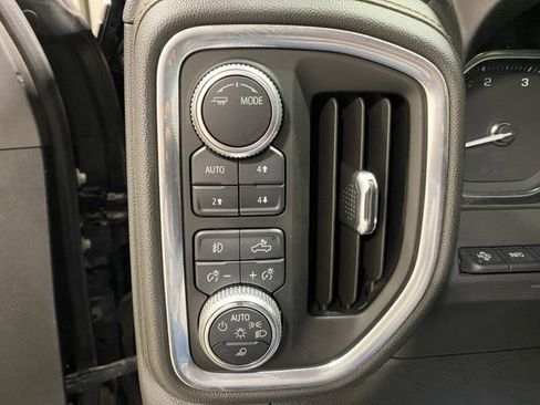 Used 2021 GMC Sierra 2500 AT4 w/ AT4 Premium Plus Package AWD/4WD image 37