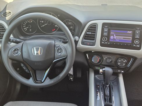 Used 2016 Honda HR-V LX image 26