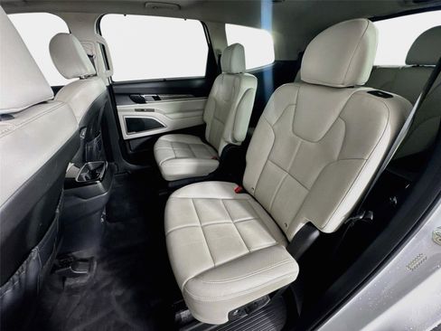 Used 2020 Kia Telluride EX w/ EX Premium Package FWD image 24