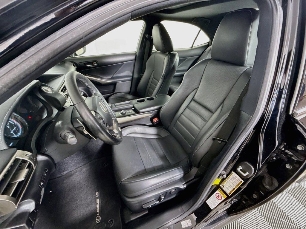 Used 2014 Lexus IS 250 w/ F-Sport Package RWD image 20