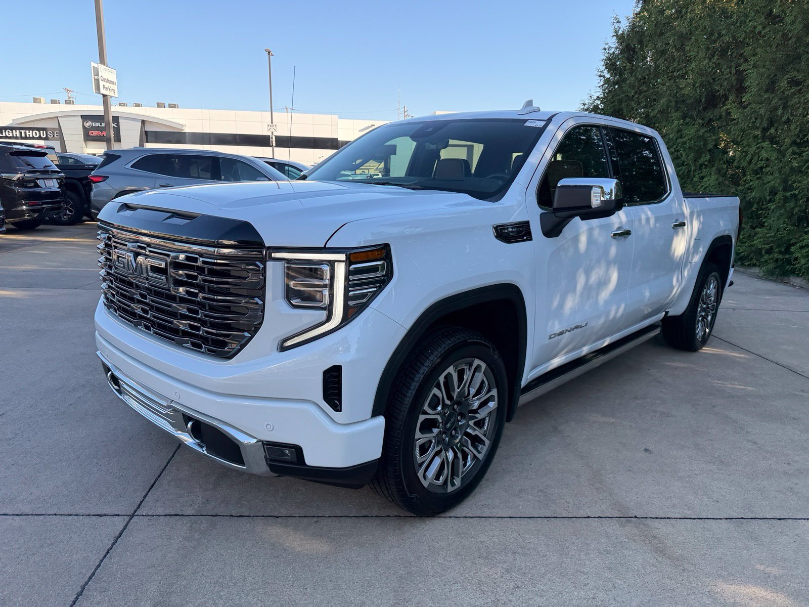 Used 2026 GMC Sierra 1500 Denali Ultimate AWD/4WD image 7