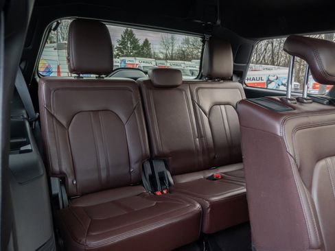 Used 2024 Ford Expedition Limited image 48