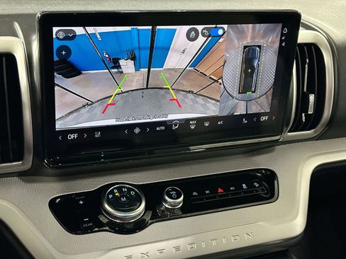 New 2025 Ford Expedition Max Active image 25