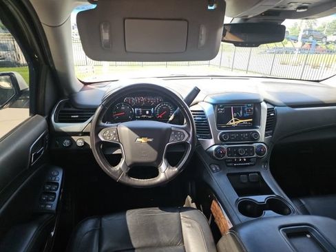 Used 2018 Chevrolet Suburban LT AWD/4WD image 34