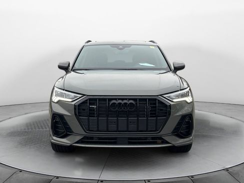 Certified 2025 Audi Q3 2.0T Premium w/ Convenience Package image 2