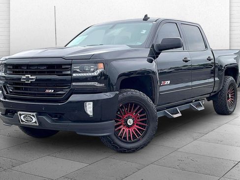 Used 2016 Chevrolet Silverado 1500 LTZ Z71 w/ LTZ Plus Package AWD/4WD image 15