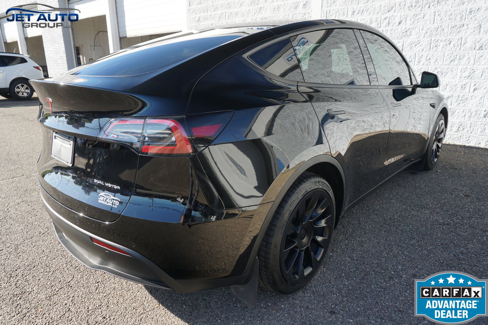 Used 2021 Tesla Model Y Long Range AWD/4WD image 10