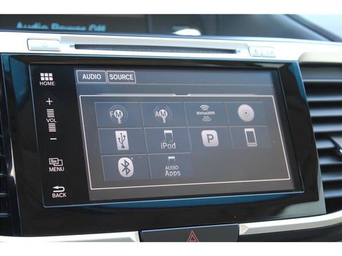 Used 2017 Honda Accord EX-L image 26