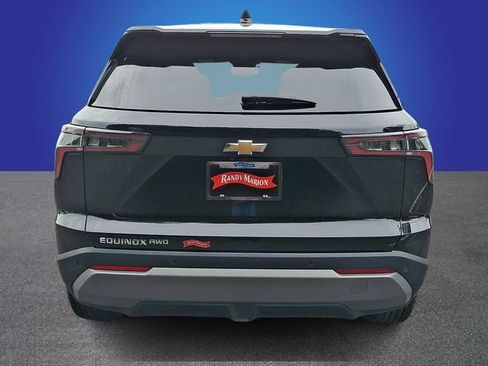 Used 2025 Chevrolet Equinox LT AWD/4WD image 5