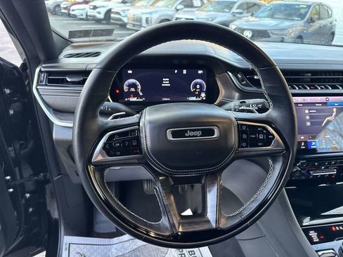 Used 2023 Jeep Grand Cherokee Overland w/ Adv Protech Group III image 15