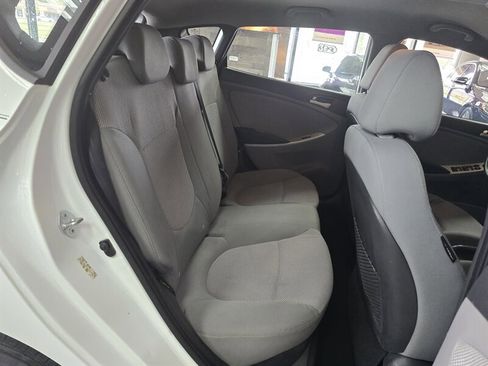 Used 2013 Hyundai Accent GS image 16
