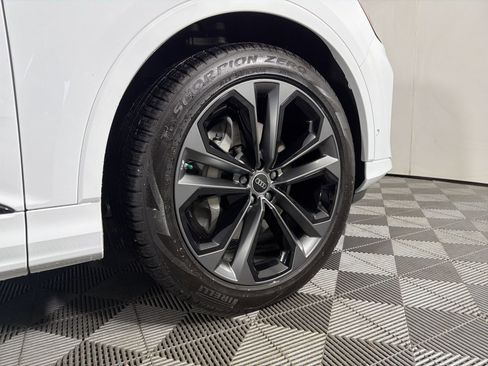 New 2026 Audi Q7 3.0T Premium Plus image 9