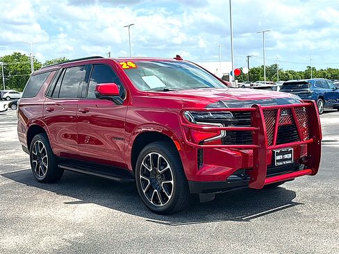 Used 2024 Chevrolet Tahoe RST w/ Luxury Package AWD/4WD image 10