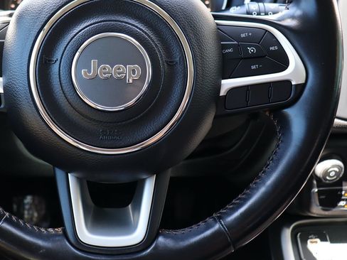 Used 2020 Jeep Compass Latitude FWD image 54