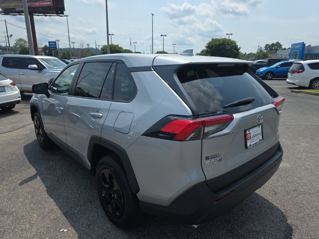 Certified 2024 Toyota RAV4 LE AWD/4WD image 6