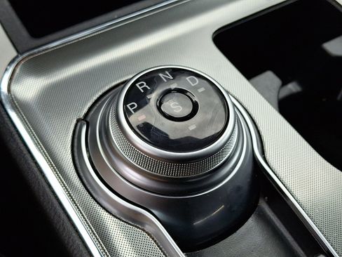 Used 2022 Ford Edge SEL w/ Convenience Package image 16