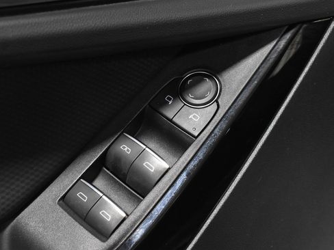 Used 2025 Chevrolet Equinox RS w/ Safety and Technology Package image 10