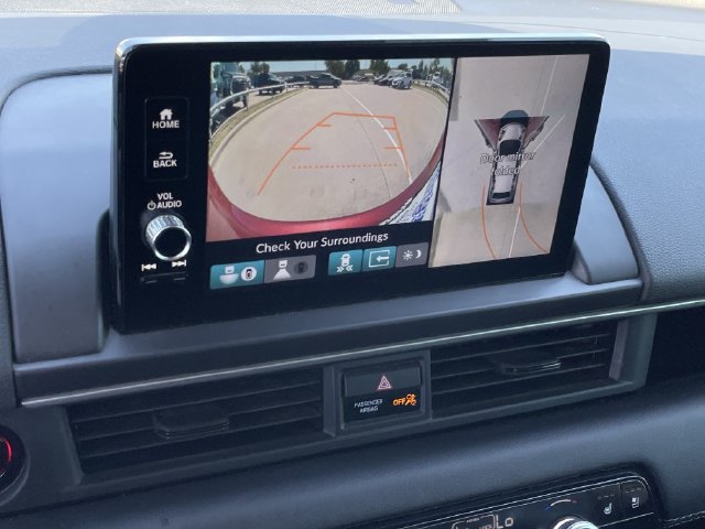 Used 2025 Honda Pilot Elite image 19