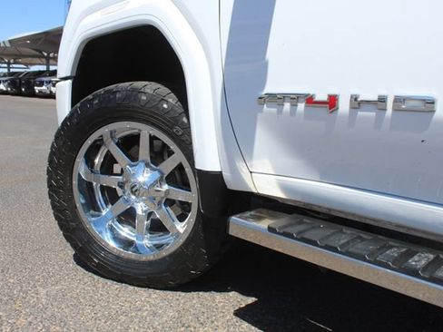 Used 2021 GMC Sierra 2500 AT4 AWD/4WD image 10