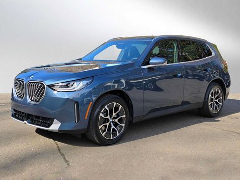 Used 2026 BMW X3 xDrive30i w/ Premium Package AWD/4WD image 7