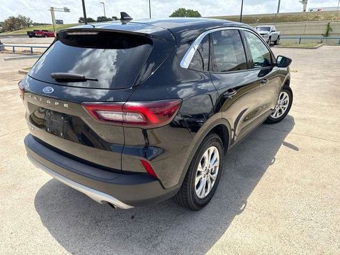 Certified 2024 Ford Escape Active FWD image 11
