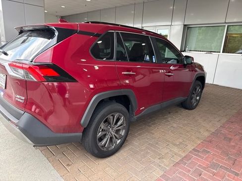 Used 2023 Toyota RAV4 Limited AWD/4WD image 8