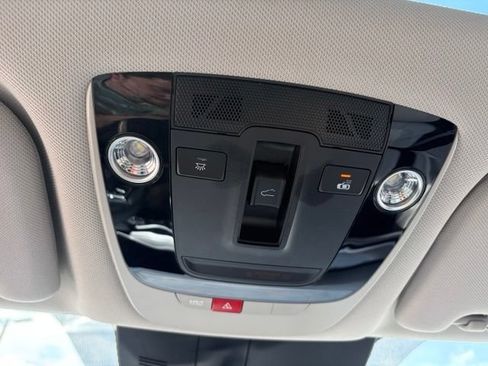 Used 2025 Kia Sorento EX w/ Panoramic Sunroof Package AWD/4WD image 11