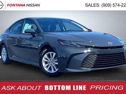 Used 2025 Toyota Camry LE FWD image 1