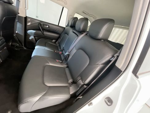 Used 2024 Nissan Armada SV AWD/4WD image 22