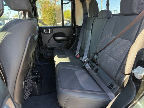 Certified 2020 Jeep Gladiator Mojave image 16