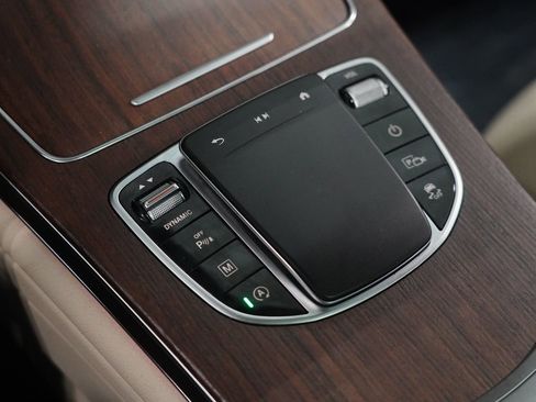 Certified 2022 Mercedes-Benz GLC 300 4MATIC image 25