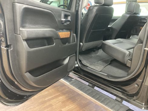 Used 2019 Chevrolet Silverado 2500 High Country w/ Duramax Plus Package AWD/4WD image 11