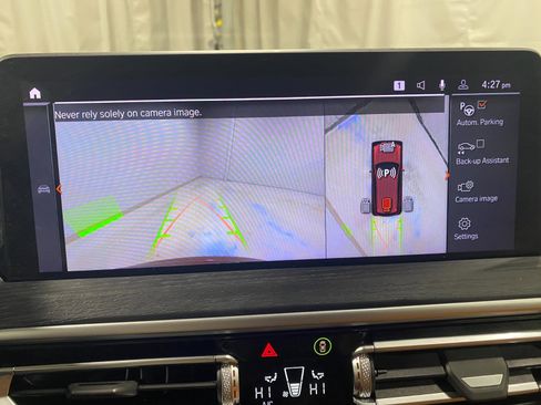 Used 2023 BMW X3 xDrive30i w/ Premium Package image 10