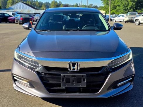 Used 2019 Honda Accord Touring image 2