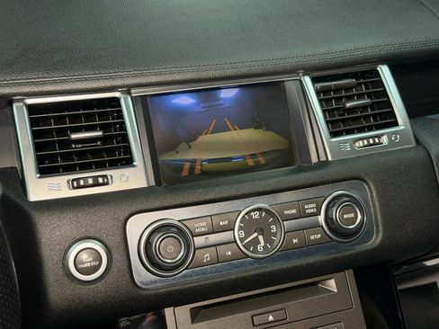 Used 2013 Land Rover Range Rover Sport HSE image 45