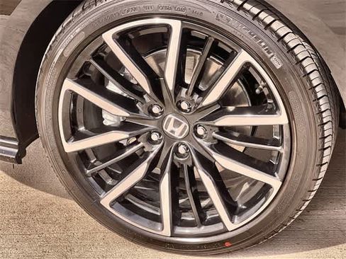Certified 2025 Honda Accord Touring image 9