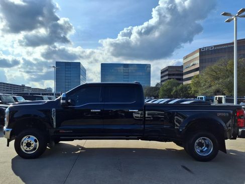 Used 2023 Ford F350 Lariat w/ Lariat Ultimate Package image 4