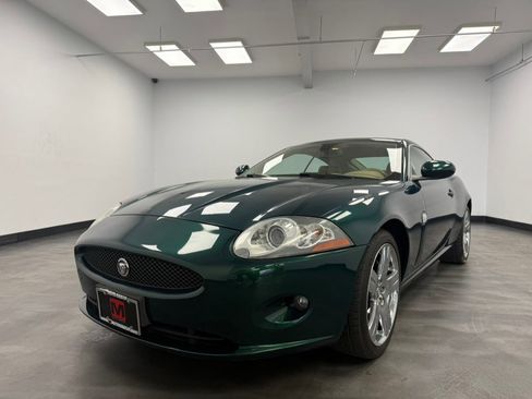 Used 2008 Jaguar XK Coupe RWD image 4