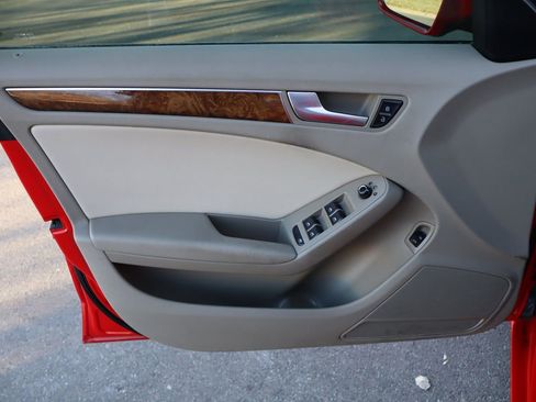 Used 2011 Audi A4 2.0T Premium image 25