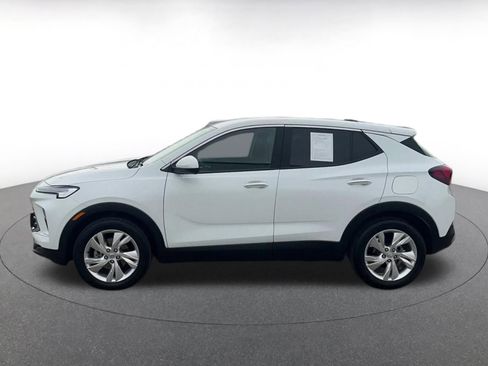 Used 2025 Buick Encore GX Preferred image 9