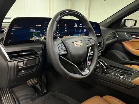 Used 2025 Cadillac CT5 Premium Luxury w/ Platinum Package AWD/4WD image 14