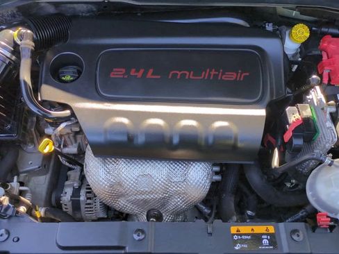 Used 2021 Jeep Renegade Latitude w/ Convenience Group image 15