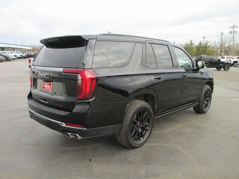 Certified 2025 GMC Yukon AT4 w/ AT4 Premium Plus Package image 5