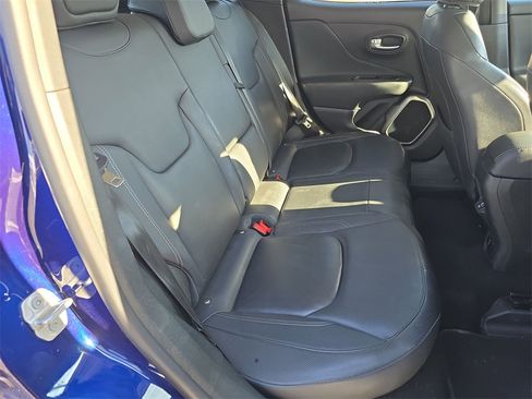 Used 2018 Jeep Renegade Limited image 28