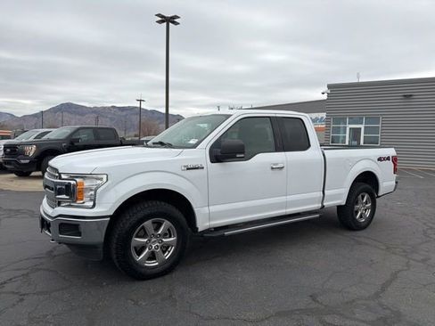 Used 2018 Ford F150 XLT w/ Equipment Group 302A Luxury image 15