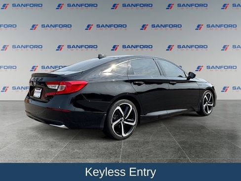 Used 2022 Honda Accord Sport image 6
