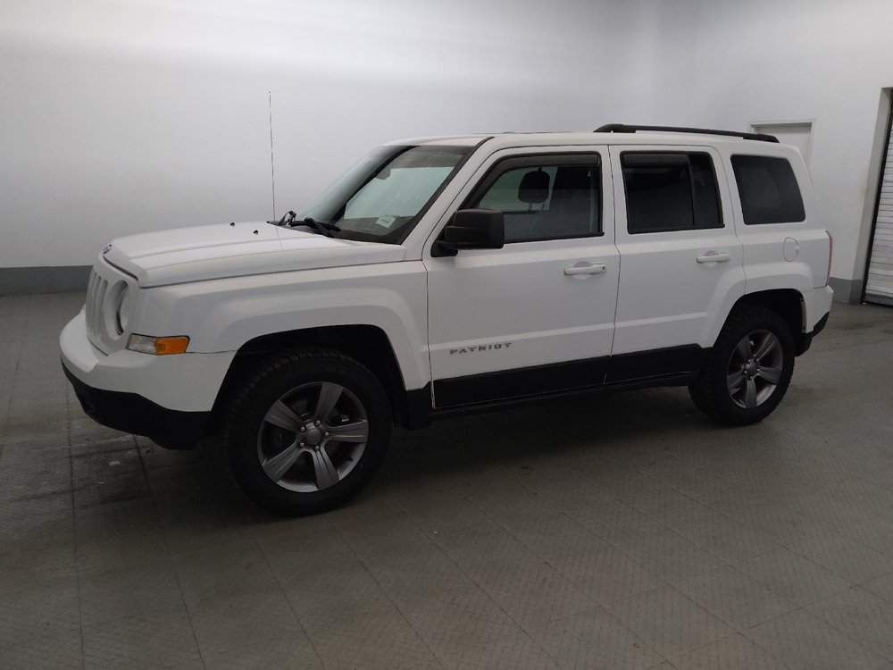 Used 2015 Jeep Patriot High Altitude AWD/4WD image 2