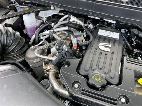 New 2026 RAM 2500 Limited AWD/4WD image 13
