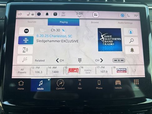 Used 2022 Jeep Grand Cherokee L Summit w/ Luxury Tech Group V image 22